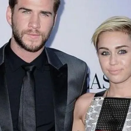 مايلي سايرس تتراجع عن الزواج من حبيبها ليام هيمسوورث