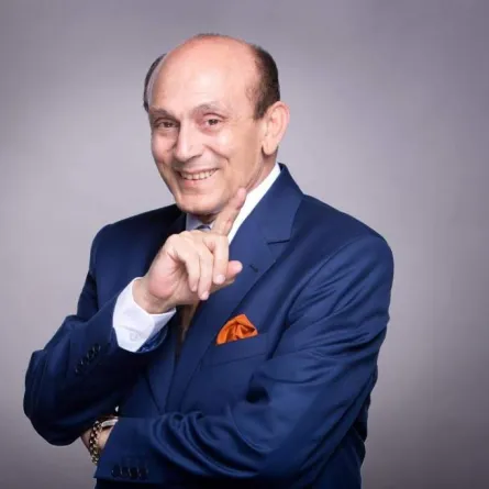 بالفيديو: مصالحة فاروق الفيشاوي ومحمد صبحي "على الهواء" بعد اتهامات بالخيانة العظمى