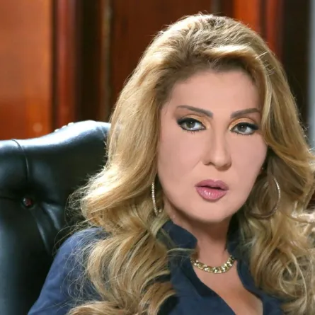 ردًّا على الشائعات: نادية الجندي تنشر صورتها مع ابنها الوحيد