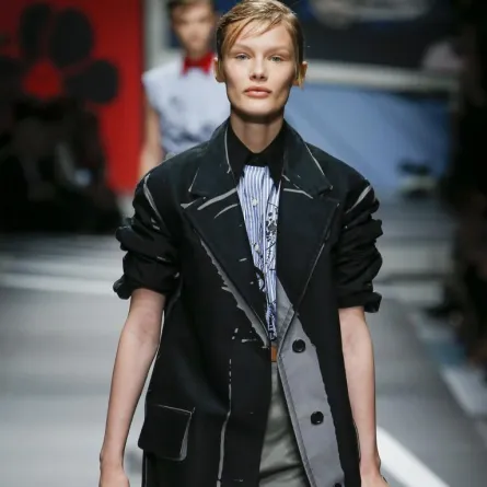 أسبوع الموضة في ميلان: عرض برادا لربيع وصيف 2018