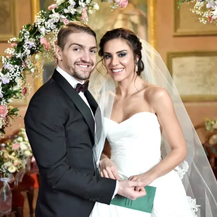 بالصور: زوج شكران أوفالي يفاجئها بهدية ثمنها مليون دولار فما هي؟