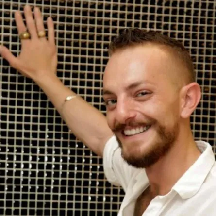 هل سيشارك أويس مخللاتي في برنامج "ديو المشاهير"؟