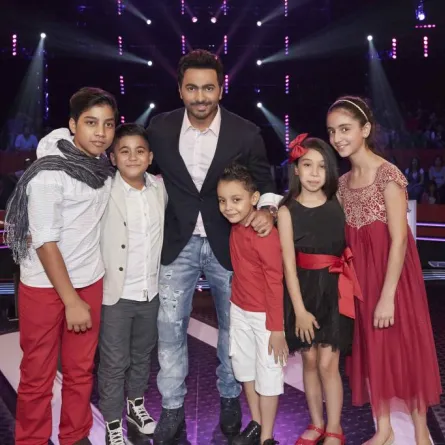 رسمياً بالفيديو:  طرح كليب "الله شاهد" لتامر حسني ونجوم The voice kids