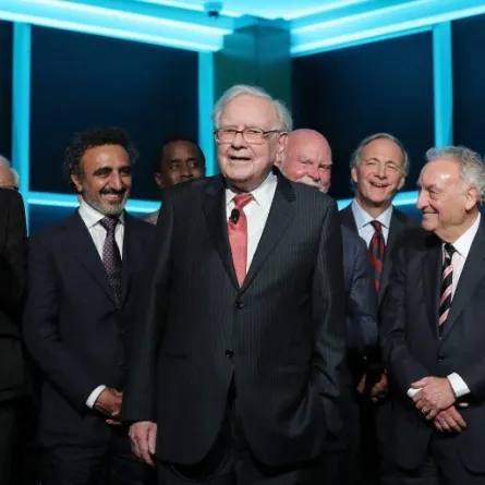 صورة واحدة تجمع 144 مليار دولار!!