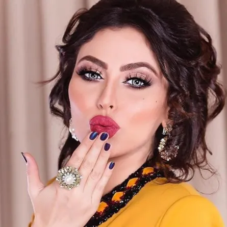 "سناب شات" يحتفل بعيد ميلاد مريم حسين بعد كايلي جينر