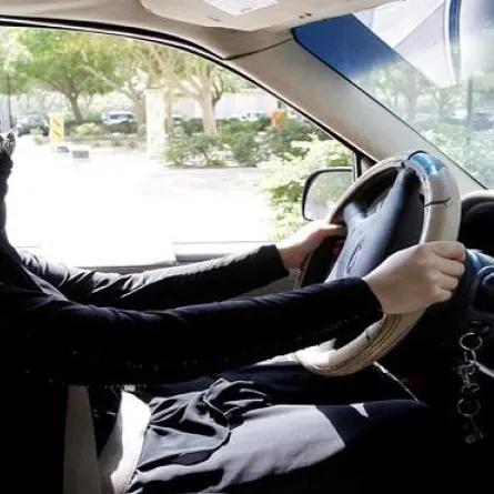 توقعات بانتعاش إقتصادي بعد قرار قيادة المرأة السعودية للسيارة