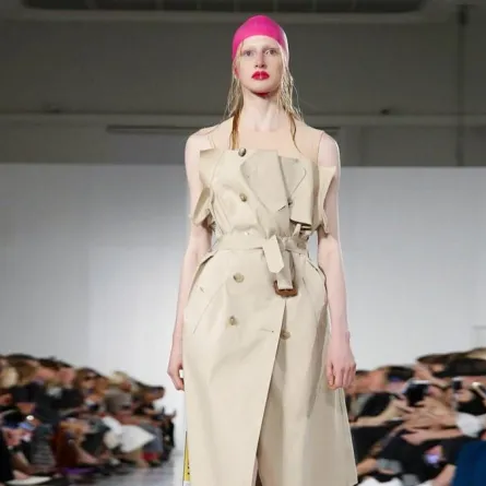 أسبوع الموضة في باريس: عرض ميزون مارجيلا لربيع وصيف 2018