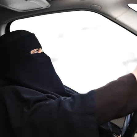 ماذا قال السعوديون بعد السماح بقيادة المرأة للسيارة؟