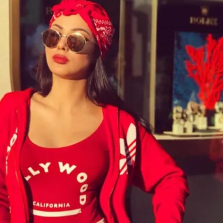 ماذا طلبت ابتسام تسكت من جمهورها؟