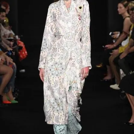 أسبوع الموضة في باريس: عرض مانيش أرورا لربيع وصيف 2018