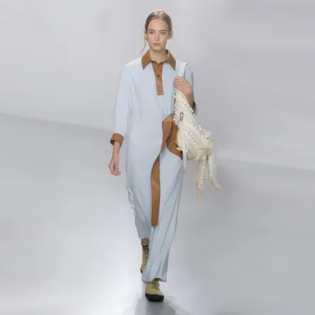 أسبوع الموضة في باريس: عرض Loewe لربيع وصيف 2018