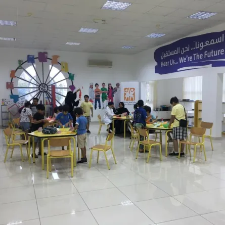 الفنانة السعودية «بتول الزيد» في ملتقى الراوي بالشارقة