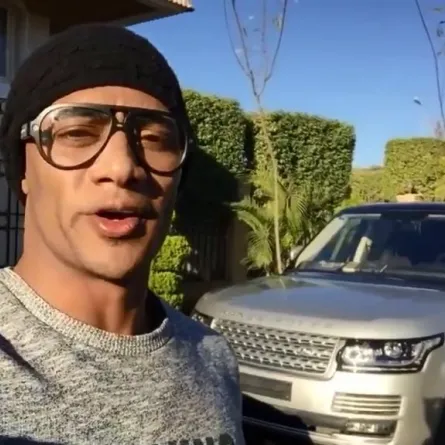 بالصور: محمد رمضان يشتري طائرة خاصة والجمهور يتّهمه باستفزاز الفقراء