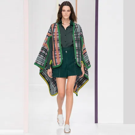 أسبوع الموضة في باريس: عرض هيرميس لربيع وصيف 2018