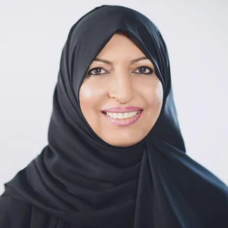 لبنى الأنصاري أول سعودية ضمن قيادات "الصحة العالمية"