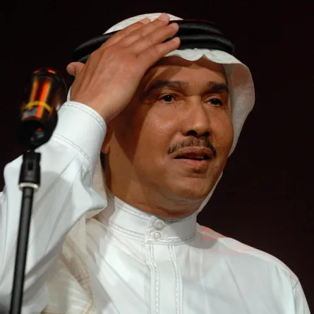 بالفيديو: عبد الرحمن ابن محمد عبده يغني ويعزف فهل يحترف الفن؟