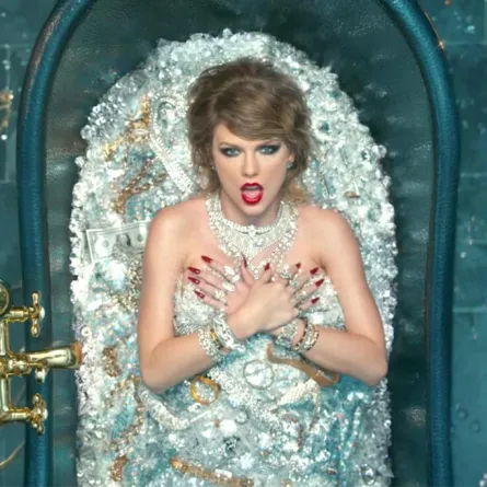 شرطة المرور تستعين بأغنية تايلور سويفت في حملة جديدة