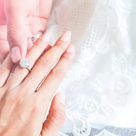 3 خطوات بسيطة قومي بها للحفاظ على خاتم زفافك