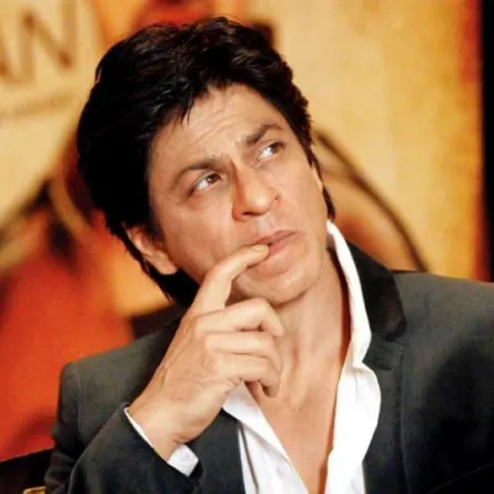 شاروخان في ورطة مع البلدية بسبب مكتبه