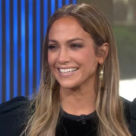 جنيفر لوبيز ونجوم آخرون يغنون من أجل بورتوريكو