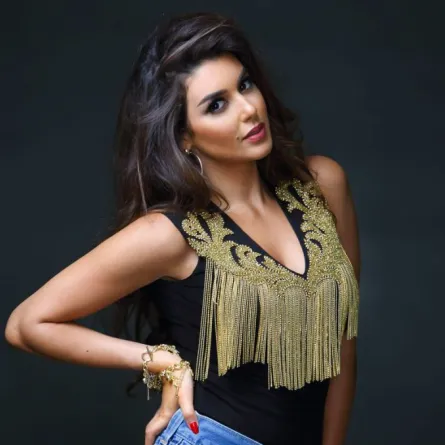 صور ياسمين صبري على انستقرام : بذخ أو أناقة؟