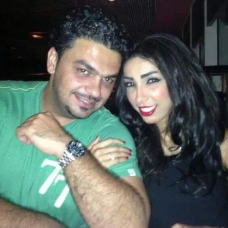 دنيا بطمة تستخدم حسابا وهمياً لمهاجمة حلا الترك وطليقة زوجها منى السابر