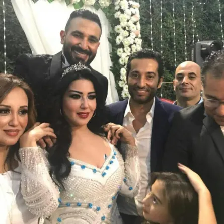 أول فيديو: عقد قران أحمد سعد وسمية الخشاب بحضور الفنان عمرو سعد ونادية الجندي