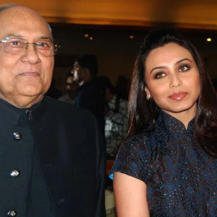 وفاة والد راني موخرجي عن عمر يناهز الـ84 عامًا