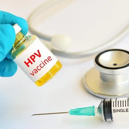 لقاح الورم الحليمي يقلل عدد مسحات عنق الرحم السنوية
