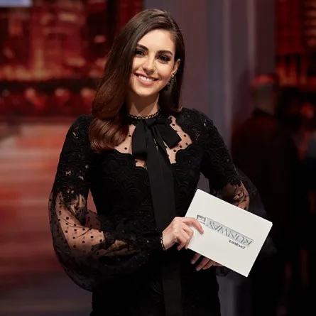 فاليري ابو شقرا بإطلالة رائعة من ايلي صعب