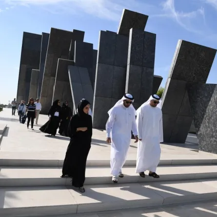 وفد هيئة تنمية المجتمع بدبي يزور واحة الكرامة