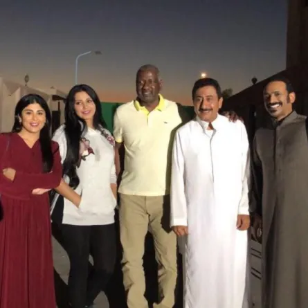 حبيب الحبيب وزارا البلوشي ينشران صوراً من زيارة ماجد عبدالله لكواليس "العاصوف"