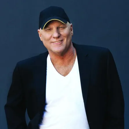 تعرّفي معنا إلى "ستيف مادن"!