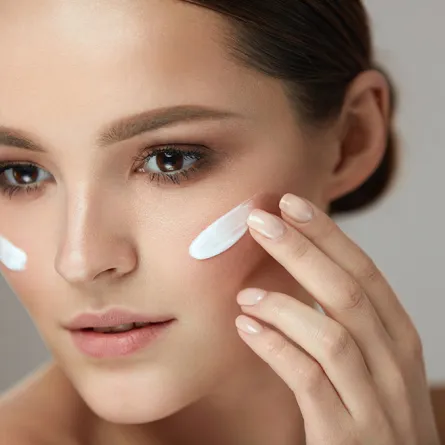 التخلص من جفاف البشرة في الشتاء ليس مستحيلًا