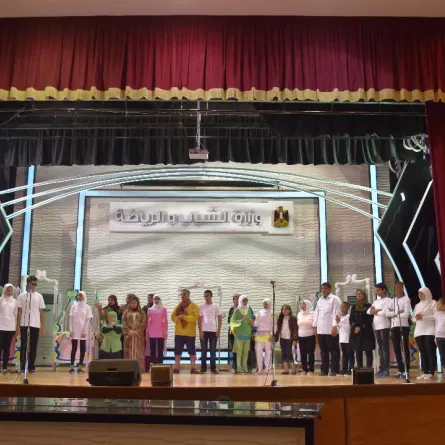 في اليوم العالمي للإعاقة.. وفود تشارك في رسم البهجة