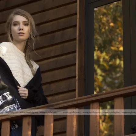  أزياء مصنوعة من الصوف الناعم