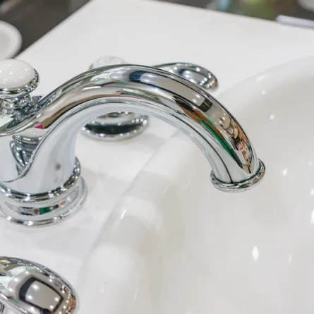 الـ"بيكينغ صودا" والليمون الحامض في تنظيف الإكسسوارات الـ"كروم"