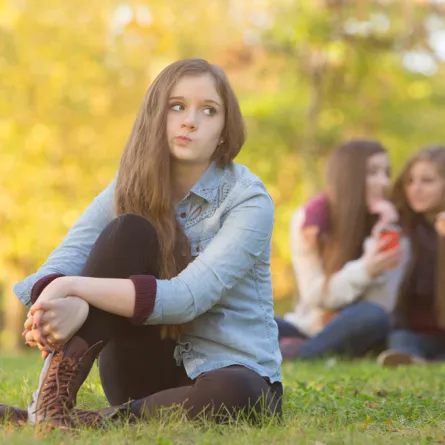 هل تستمدين الثقة بالنفس من رضا الآخرين عنكِ؟