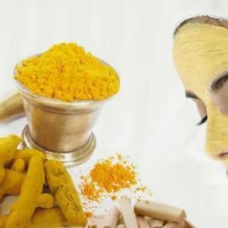 تعرّفي الى فوائد الكركم لبشرة نضرة