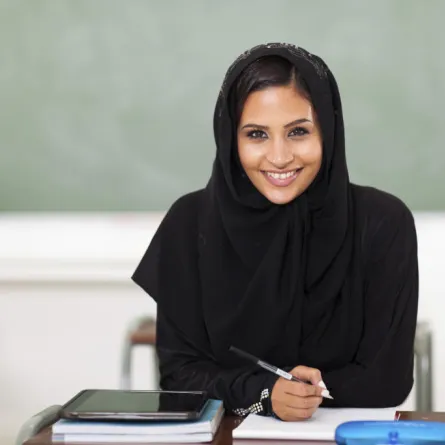 شرط "حساب المواطن" لدعم طلاب الجامعة