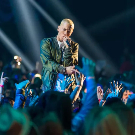 Eminem يتصدر قائمة بيلبورد للمرة التاسعة