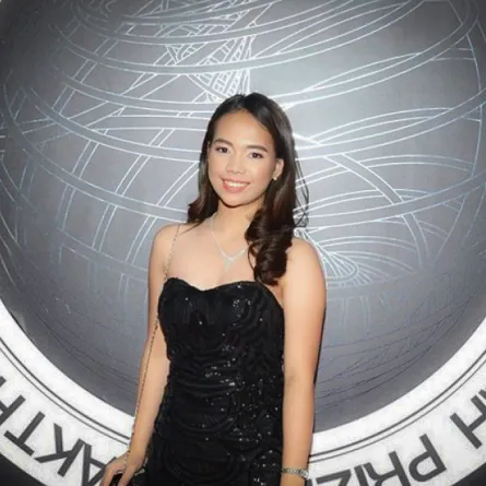 طالبة فلبينية تفوز بـ 250 ألف دولار لشرحها النظرية النسبية بـ 3 دقائق