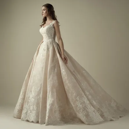 فساتين زفاف مطرزة لتتألقي يوم زفافك