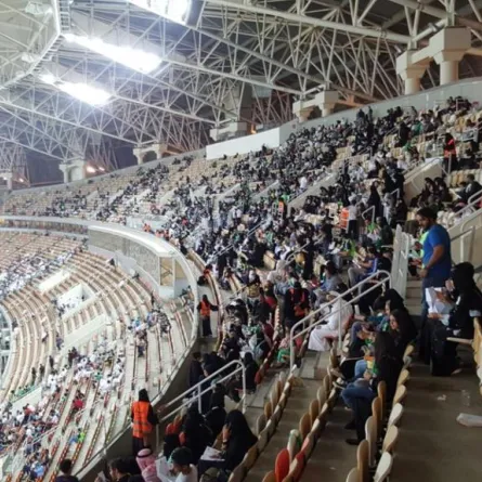 للمرة الأولى في الملاعب السعودية.. 4411 امرأة حضرن مباراة الأهلي والباطن