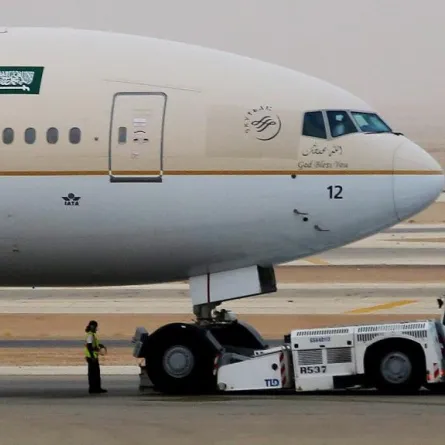 "مطارات الرياض" تطلق خدمة مواقف السيارات للفترات الطويلة