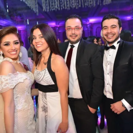 أول صورة جماعية لأبناء ونيس في حفل زفاف شقيقتهم الصغرى ريم أحمد