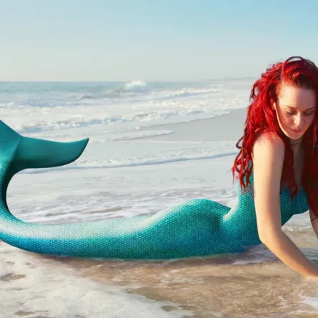 نساء عملن في وظائف غريبة