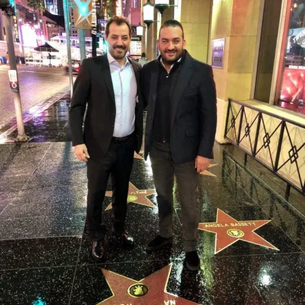 تغريدات النجوم: عادل كرم بانتظار الأوسكار.. والجريني يحلق شعره على الهواء مباشرة