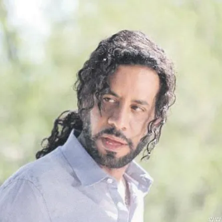 سعد خضر يجسد معاناة "الصم" في فيلم سينمائي سعودي