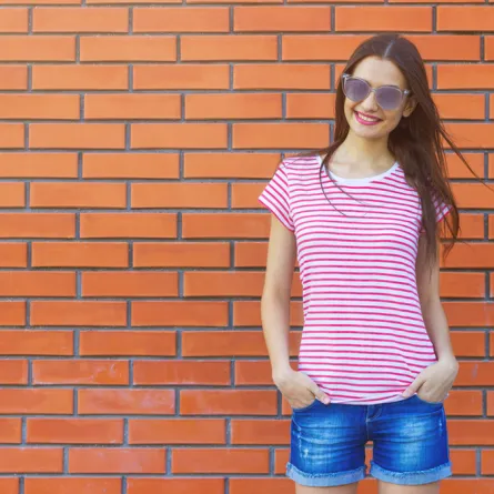 التيشرت خيارك الأمثل لإطلالة ربيعية مريحة